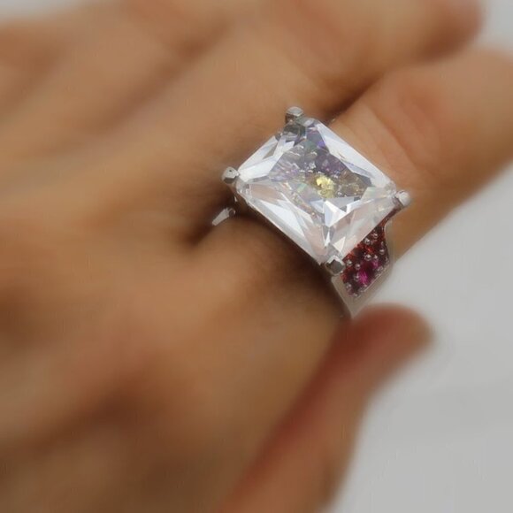 Love BFA Womens Chunky Rainbow in the Sky 7 Colorful CZ Modern Geometric Ring 8 - Picture 1 of 16